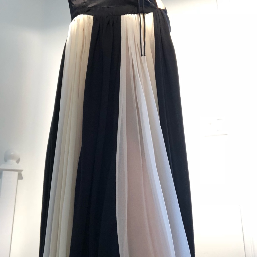 LOUIS DE GAMA - Sexy Elegant - Madona’s Designer! - Picture 4 of 11